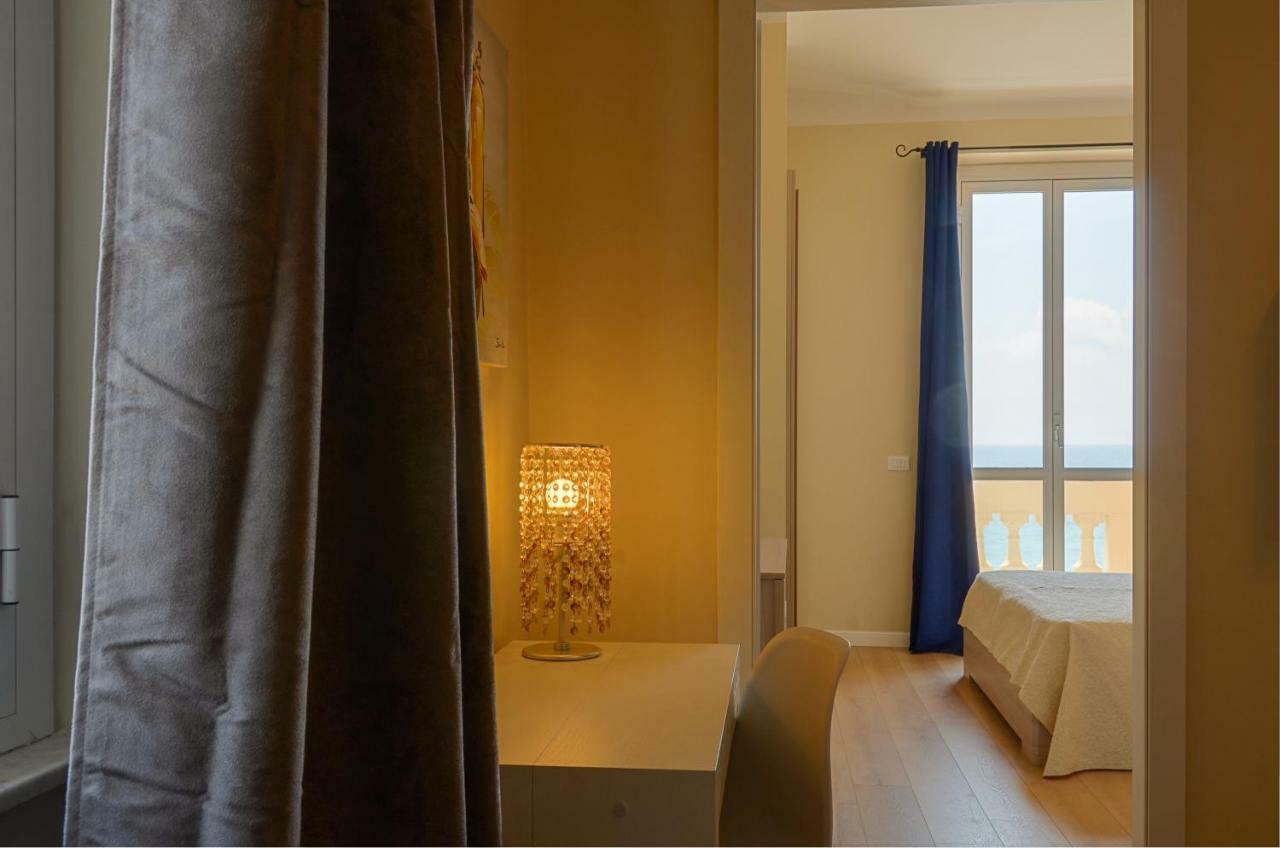 Blu Sea Apartments Pietra Ligure Εξωτερικό φωτογραφία