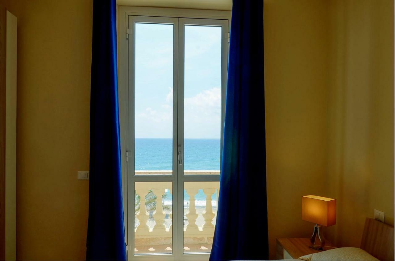 Blu Sea Apartments Pietra Ligure Εξωτερικό φωτογραφία