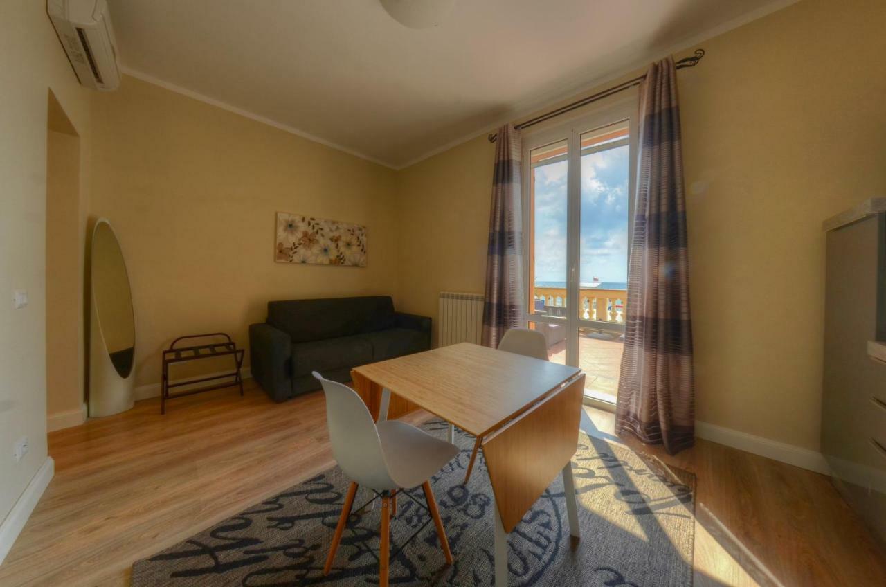 Blu Sea Apartments Pietra Ligure Εξωτερικό φωτογραφία